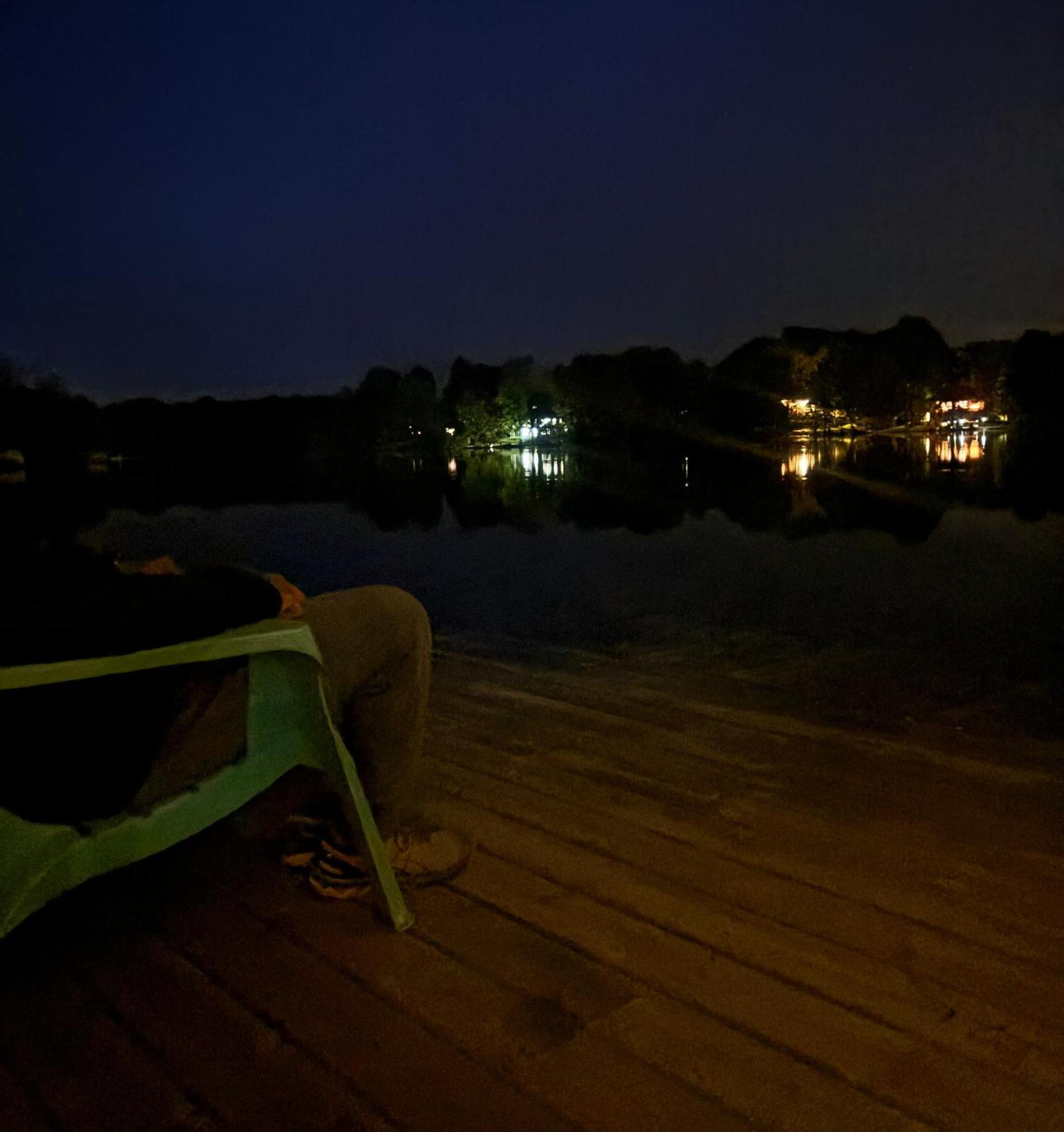 Lakefront Hideaway Resort Kawartha Lakes Exterior photo