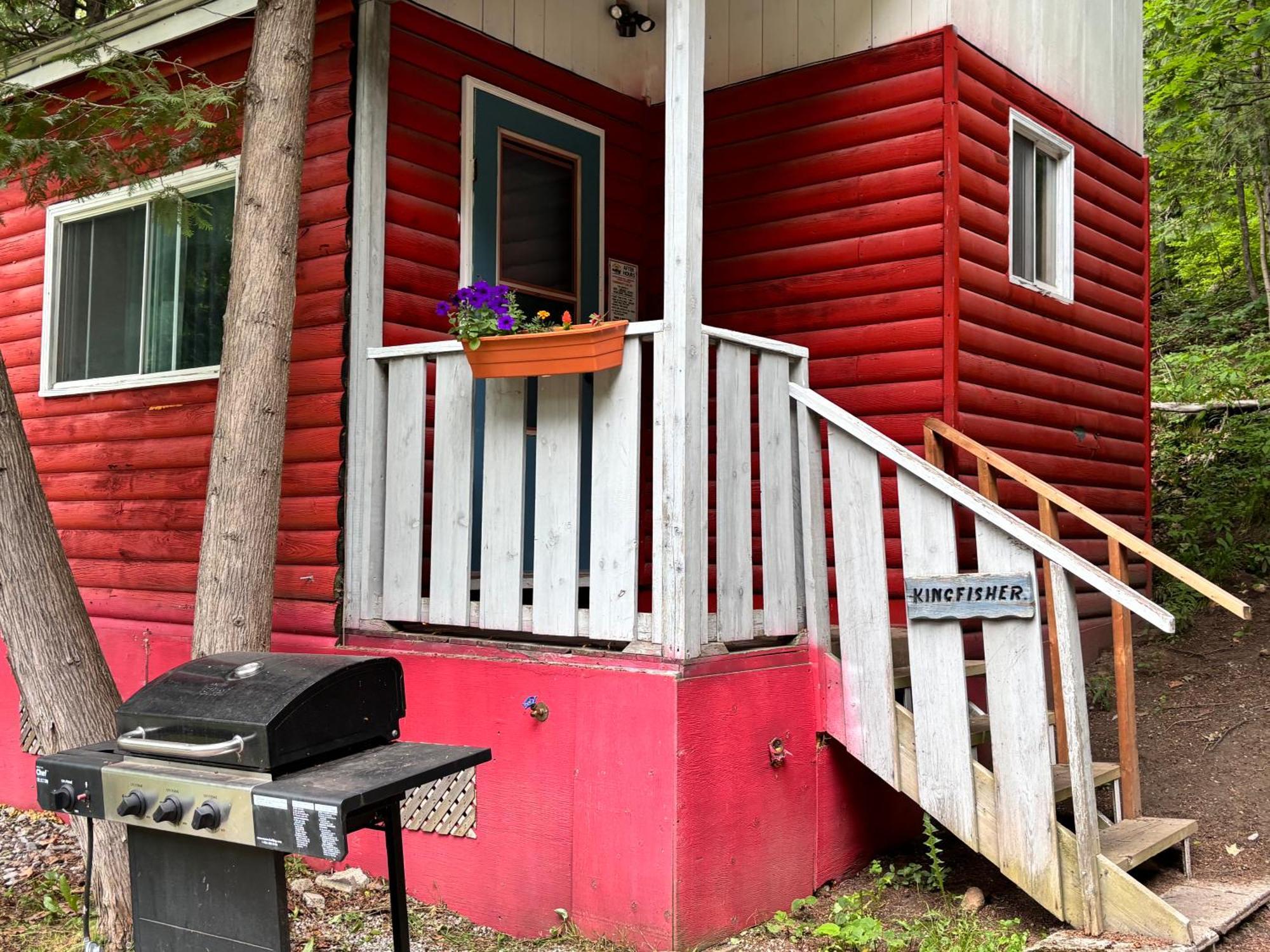 Lakefront Hideaway Resort Kawartha Lakes Exterior photo